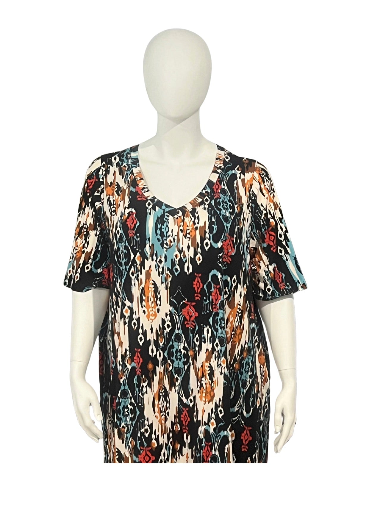 Womens Plus Size Aztec Patterned Maxi Dress with Round Neckline and Short Sleeves.