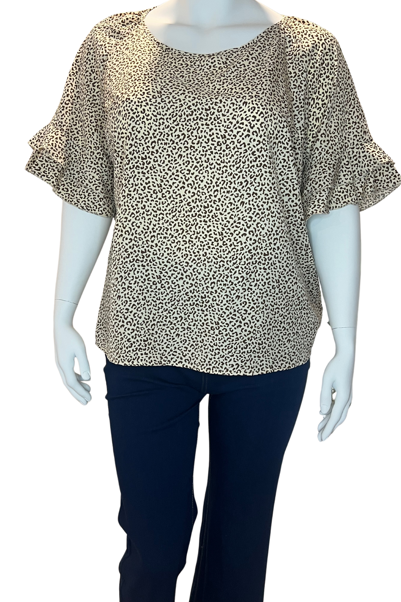 Women’s Plus Size Leopard Print Loose Fit Blouse with Ruffled Sleeve Details
