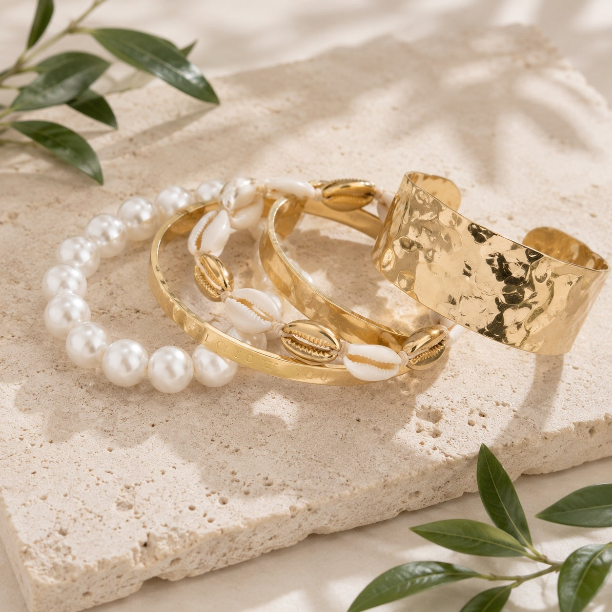 4Pc Gold Shell Pearl Bangle Set Women's Stackable Bracelet Fashion Jewellery