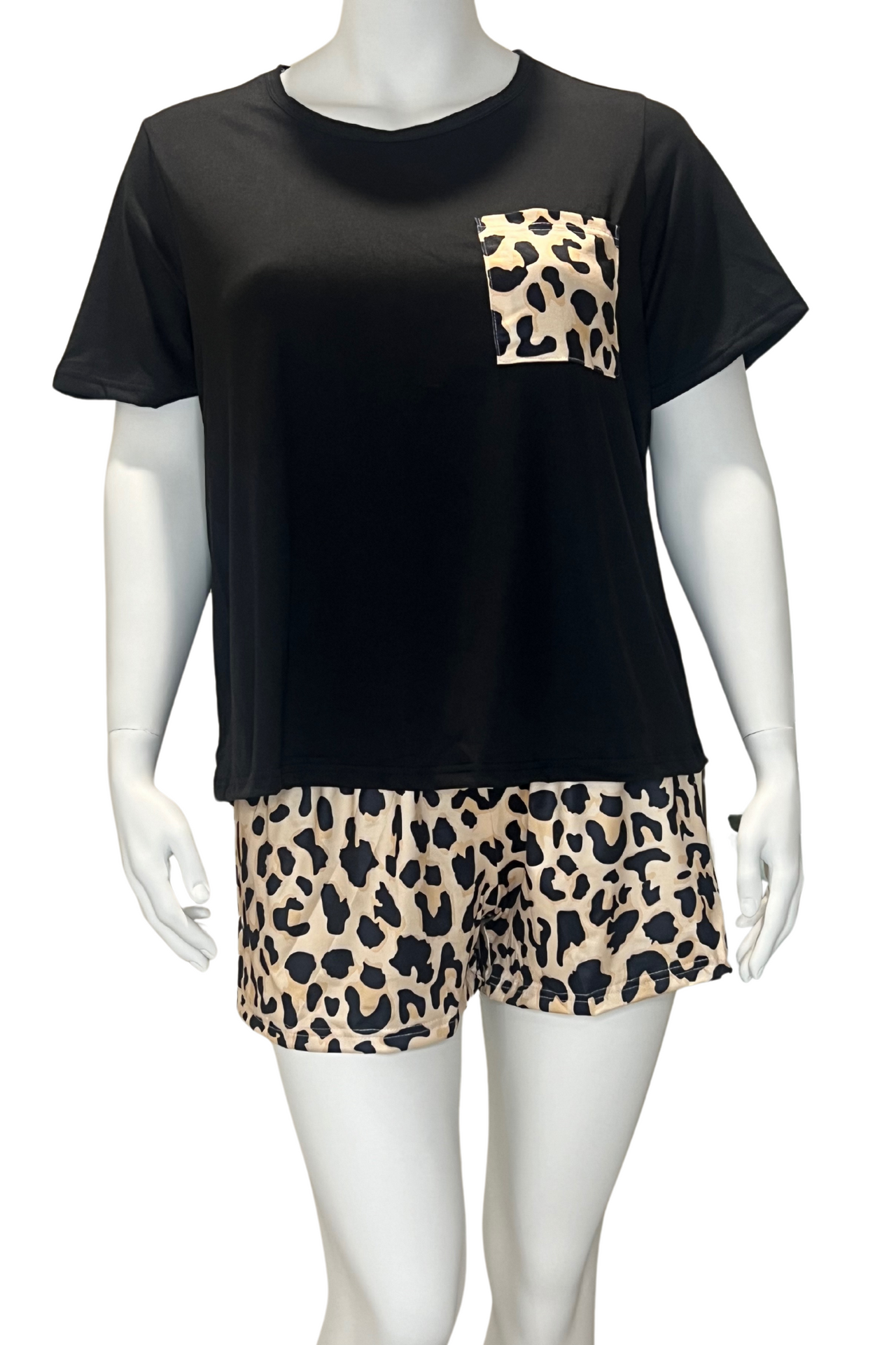 Plus Size Casual Pyjama Two Piece Set, Women's Plus Leopard Print Pocket & Short Sleeve Tee & Shorts Pajama Pyjama 2 Piece Set