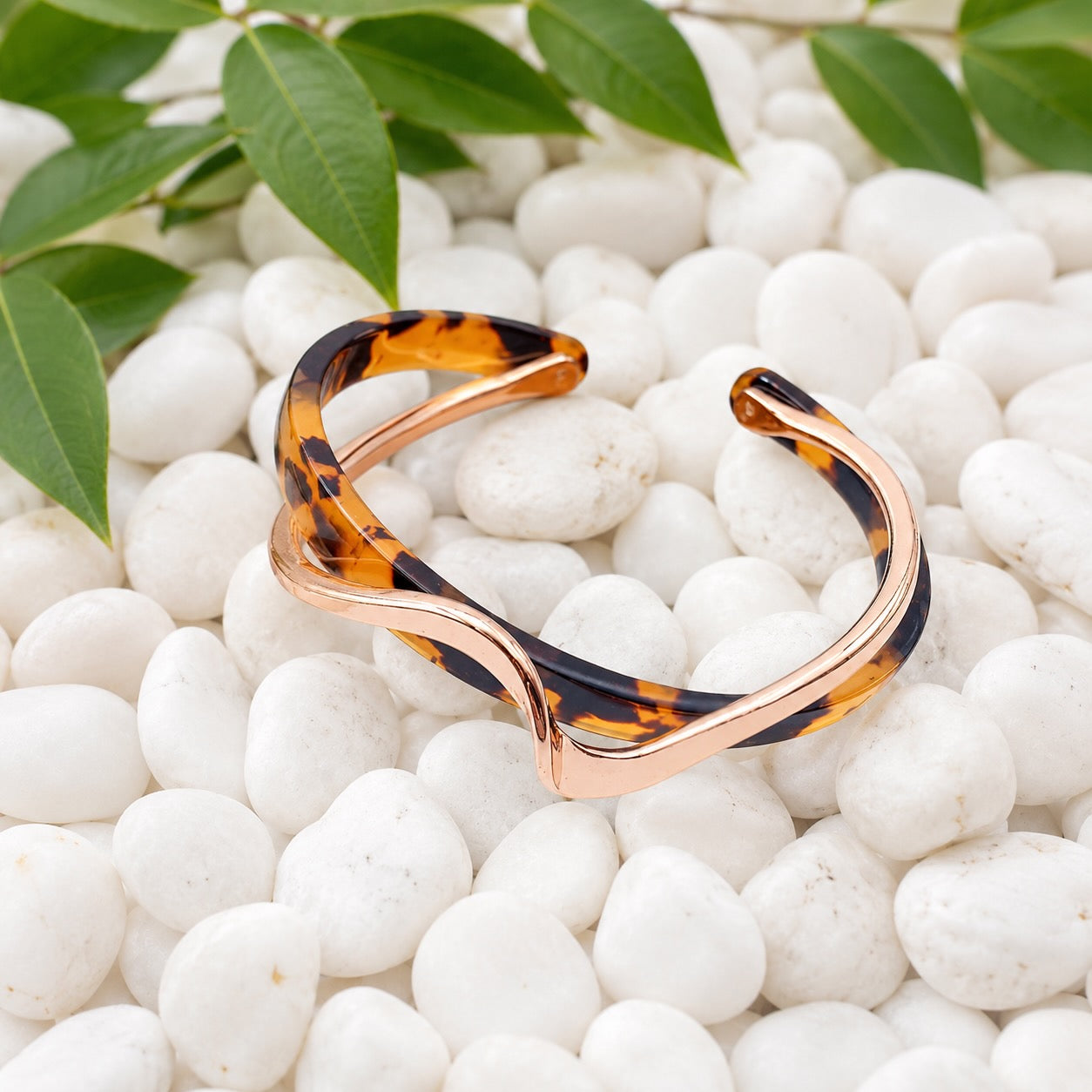 Sandy Brown Wave Acrylic Cuff Bangle Women's Statement Fashion Bracelet